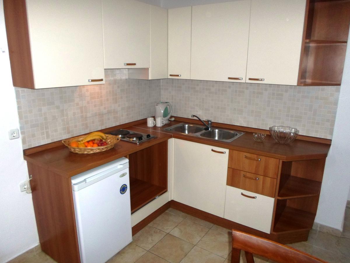 Nikki'S Studios & Apartments Moraitika Zewnętrze zdjęcie